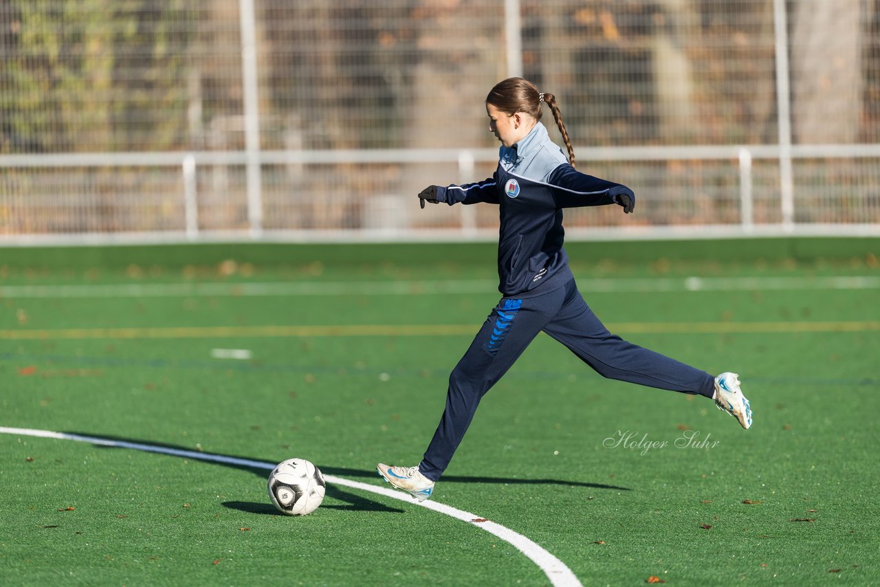 Bild 127 - wBJ VfL Pinneberg2 - Eimsbuttler TV 3 : Ergebnis: 5:0